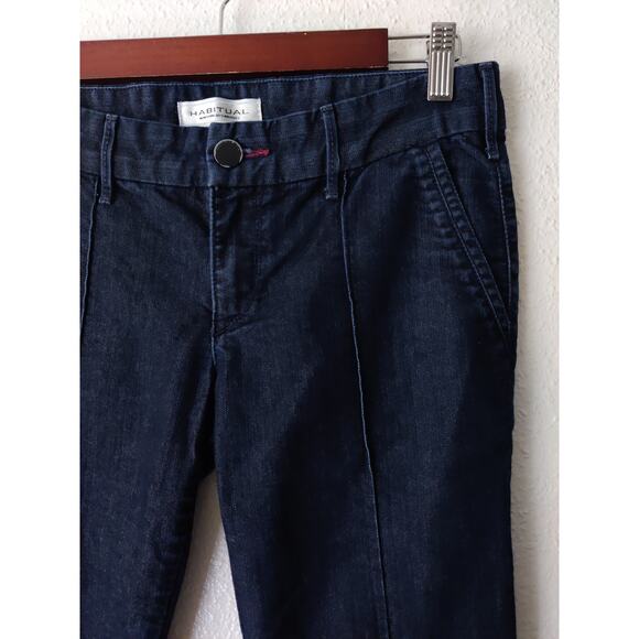 Habitual Blue Dark Wash Seamed Front Flared Legs Jeans Size 27 - Picture 2 of 8